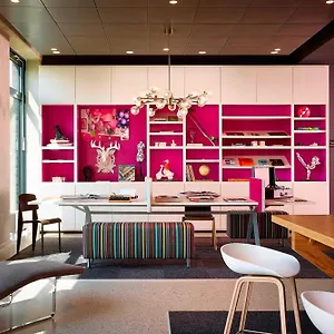 מלון Moxy Munich Airport